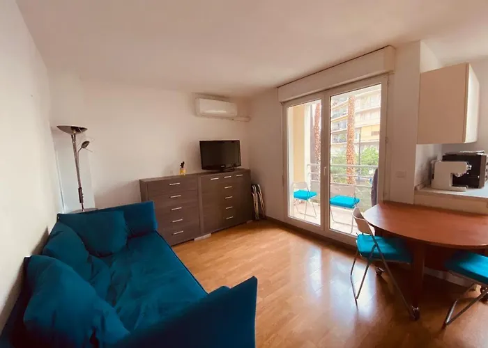 Pretty Flat 2mn From Beach * ניס